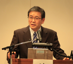 第3回 高知頭痛研究会のようす 山田洋司 「頭痛治療における新しい頭痛分類の検討」